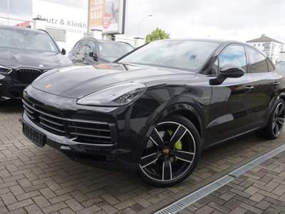 Porsche Cayenne Coupé 3.0 V6 E-Hybrid PLATINUM TETTO Nero usata Bracciano