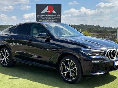 BMW X6 XDrive 30d 48V M-Sport Nero usata Castellaneta