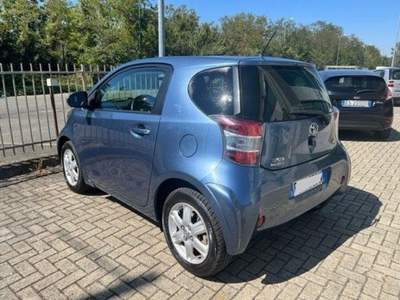 Toyota iQ  usata Tortona