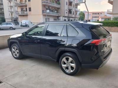 Toyota RAV4 RAV4 2.5 HV (218CV) E-CVT 2WD DYNAMIC Nero usata Cassino