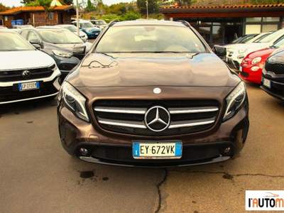 Mercedes-Benz GLA  200 d (cdi) Executive 4matic auto Marrone usata Aci Catena
