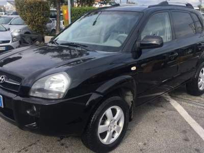 Hyundai Tucson TUCSON 2.0CRDI**4x4*GOMME** **NUOVE**TAGLIANDATA Nero usata Roma