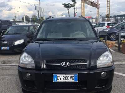 Hyundai Tucson TUCSON 2.0CRDI**4x4*GOMME** **NUOVE**TAGLIANDATA Nero usata Roma