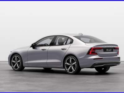 Volvo S60 B4 automatico Plus Dark Grigio usata Milano