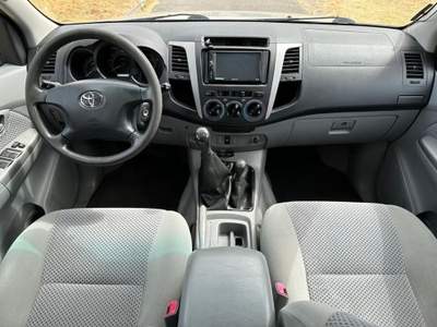 Toyota Hilux 2.5 D-4D 4WD 4p. Double Cab Argento usata Castelnuovo Rangone