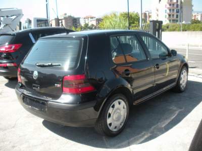 Volkswagen Golf motore revisionato Nero usata Frosinone