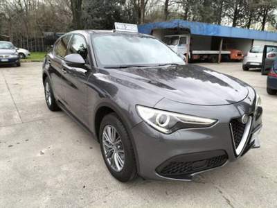 Alfa Romeo Stelvio Vendi la tua auto chiama 0431-32576 Grigio usata Cervignano del Friuli