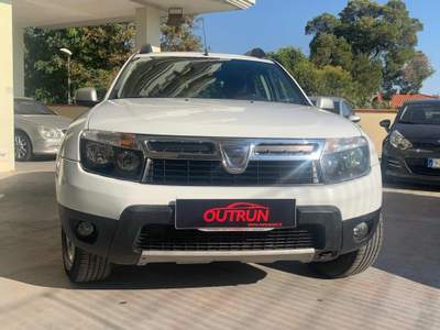 Dacia Duster 1.5 dCi 110CV 4x4 Lauréate Bianco usata Iglesias