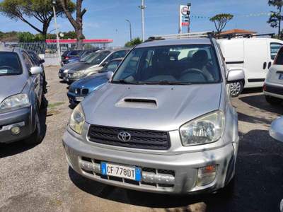 Toyota RAV4 RAV4 2.0 Tdi frizione distribuzione e gomme nuovi Argento usata Roma