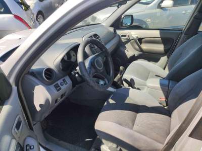 Toyota RAV4 RAV4 2.0 Tdi frizione distribuzione e gomme nuovi Argento usata Roma