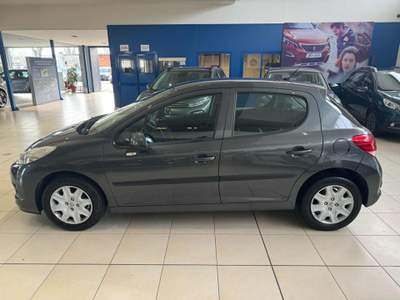 Peugeot 207 1.4 8V 75CV 5p. X Line Grigio usata Voghera