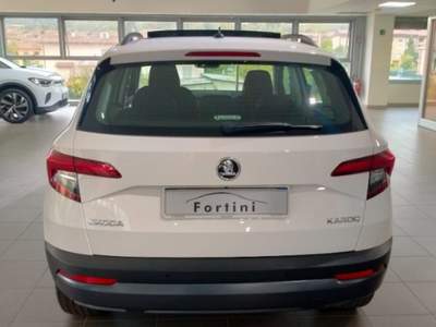 Skoda Karoq 1.6 TDI SCR Executive Bianco usata Figline e Incisa Valdarno