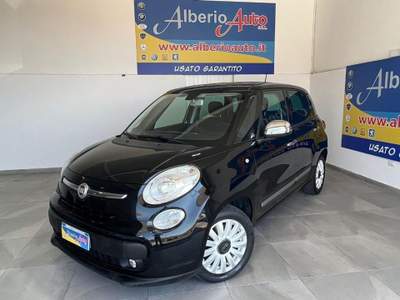 Fiat 500L 1.6 Multijet 120 CV Lounge Nero usata ADRANO