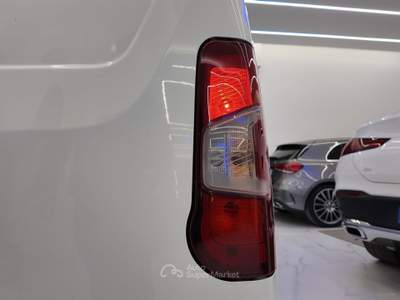 Opel Combo Combo Cargo 1.5 D 100 S&S PC Ed. Bianco usata Cerignola
