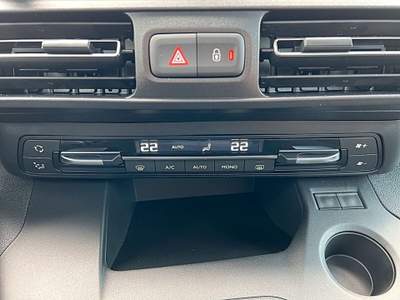 Citroen Berlingo BlueHDi 130 Stop&Start M Shine Bianco usata Castelnuovo Rangone