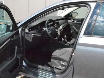 Skoda Octavia 2.0 TDI EVO SCR Wagon Ambition Grigio usata Castelnuovo Rangone