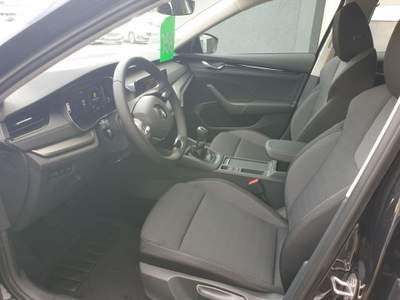 Skoda Octavia 2.0 TDI EVO SCR Wagon Ambition Nero usata Castelnuovo Rangone