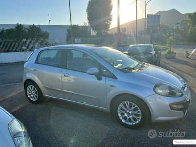 Fiat Punto Evo Punto Evo 1.3 Mjt 75 CV DPF 5 porte S&amp;S Dynamic usata Fondi