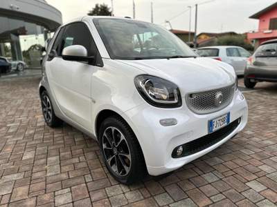 Smart ForTwo 70 1.0 twinamic cabrio Passion *NEOPATENTATI* Bianco usata Torre de' Roveri