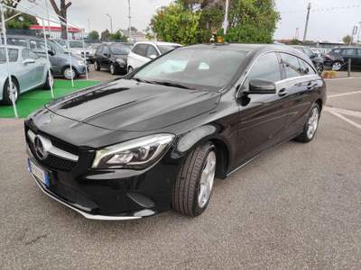 Mercedes-Benz CLA shooting brake 2018 premium unipro tagliandi Nero usata Roma