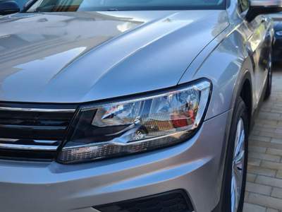 Volkswagen Tiguan 2.0 TDI SCR Business BlueMotion Technology Grigio usata Marsala