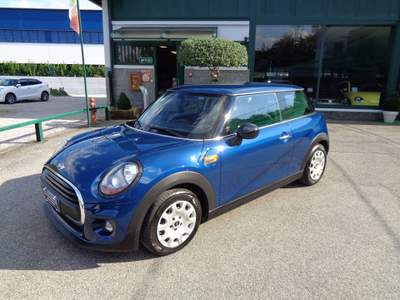 MINI One OK PER NEOPATENTATI. PARI AL NUOVO. SOLO 34000 KM Blu/Azzurro usata ARSAGO SEPRIO MINI One OK PER NEOPATENTATI. PARI AL NUOVO. SOLO 34000 KM Blu/Azzurro usata ARSAGO SEPRIO