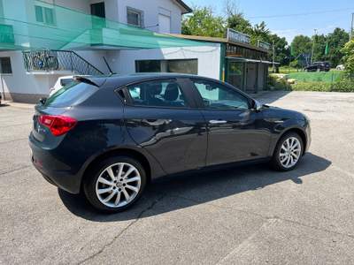 Alfa Romeo Giulietta SOLO 30000 KM !! COM ENUOVA!! NESSUN INCIDENTE, NESSUN DIFETTO Grigio usata ARSAGO SEPRIO