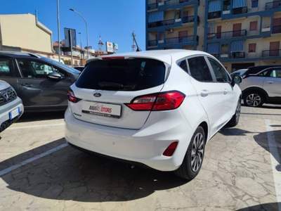 Ford Fiesta 1.1 Titanium Gpl 75cv Bianco usata Mazzarrone