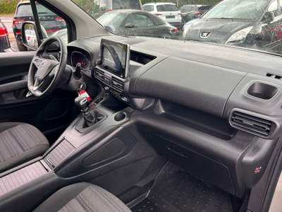 Opel Combo Life 1.5D 130 CV S&S MT6 Ultimate Beige usata Castelnuovo Rangone