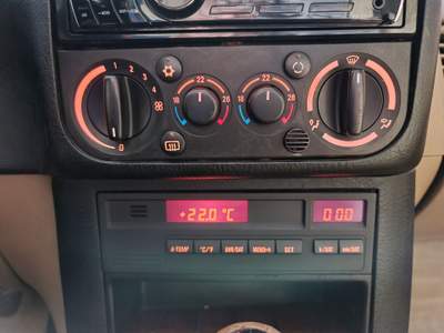 BMW Serie 3 320i Cabrio,Pelle,Pack M Blu/Azzurro usata POSTIGLIONE