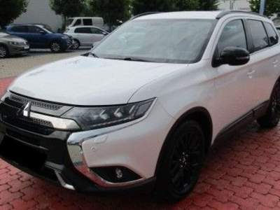 Mitsubishi Outlander 2.0 4WD CVT Active Bianco usata Castelnuovo Rangone