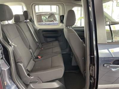 Volkswagen Caddy 2.0 TDI 122 CV 4MOTION Trendline Blu/Azzurro usata Castelnuovo Rangone