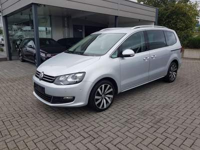 Volkswagen Sharan 2.0 TDI 150 CV  Allstar BlueMotion Technology Marrone usata Castelnuovo Rangone