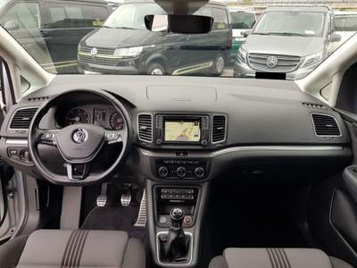 Volkswagen Sharan 2.0 TDI 150 CV  Allstar BlueMotion Technology Marrone usata Castelnuovo Rangone