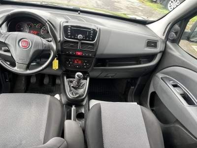 Fiat Doblò Doblò 1.4 T-Jet 16V Easy Nero usata Castelnuovo Rangone