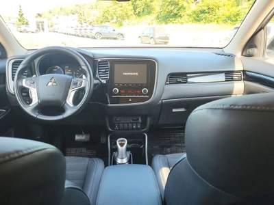 Mitsubishi Outlander 2.4 MIVEC 4WD PHEV Diamond SDA Bianco usata Castelnuovo Rangone