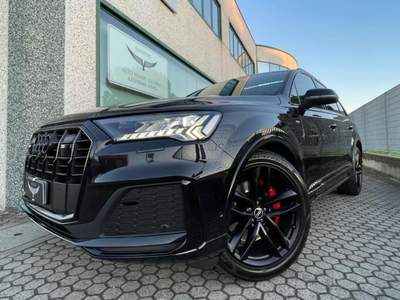 Audi Q7 50 TDI Q MHEV 3.0 tiptr Sport SLine-7posti elettr Nero usata Asti