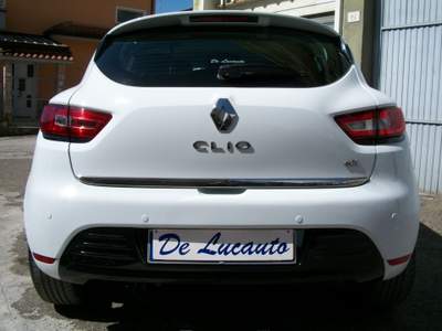 Renault Clio Energy Duel-2 MYear-17 Interni in Pelle Cerchi Lega 17" Bianco usata GROTTAMINARDA
