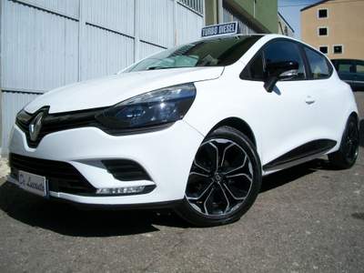 Renault Clio Energy Duel-2 MYear-17 Interni in Pelle Cerchi Lega 17" Bianco usata GROTTAMINARDA
