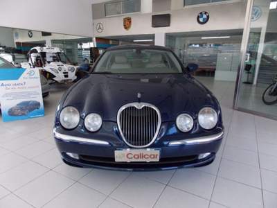 Jaguar X-Type 2.5 V6 24V cat Executive Blu/Azzurro usata ALTAVILLA MILICIA