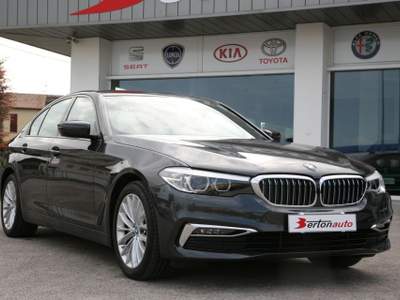 BMW Serie 5 530e e Luxury Grigio usata Sandrigo