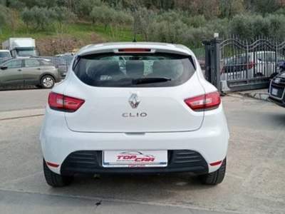 Renault Clio 0.9 tce energy Life Gpl 90cv Bianco usata Gioia Sannitica