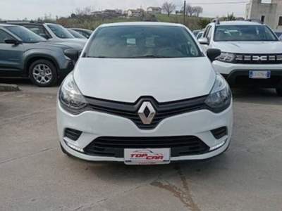 Renault Clio 0.9 tce energy Life Gpl 90cv Bianco usata Gioia Sannitica