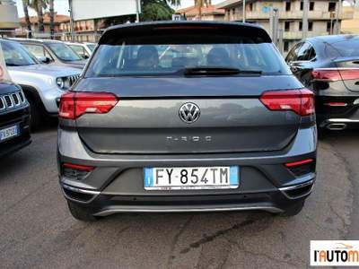 Volkswagen T-Roc  1.6 tdi Style Grigio usata Aci Catena