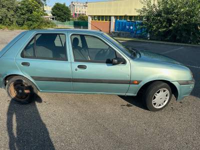 Ford Fiesta ford fiesta ok  neopatenati, unico proprietario Verde usata Asti