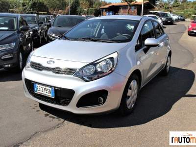 Kia Rio  1.1 crdi Active 5p Argento usata Aci Catena
