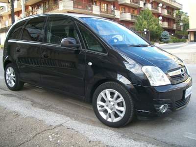 Opel Meriva Benzina COSMO ClimaDigitale-C.Lega Nero usata GROTTAMINARDA
