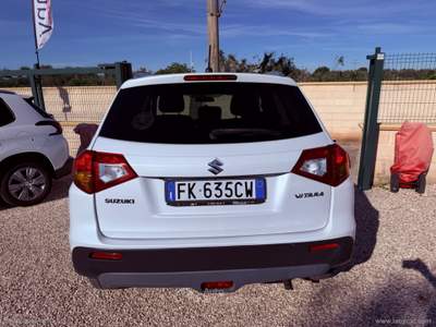 Suzuki Vitara Vitara 1.6 VVT V-Cool Bianco usata San Michele Salentino