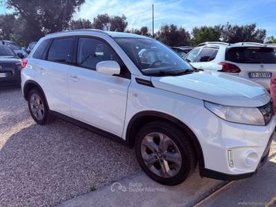 Suzuki Vitara Vitara 1.6 VVT V-Cool Bianco usata San Michele Salentino