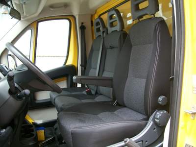 Fiat Ducato 2.3 Mjet 130Cv 6marce Euro6 CASSA 4.20mt "Navy-Clima-CruiseC. Giallo usata GROTTAMINARDA